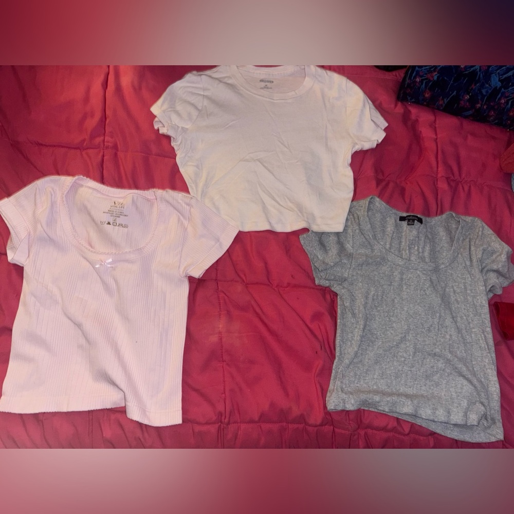!!!BUNDLE!!! Women’s top bundle size M - image 1